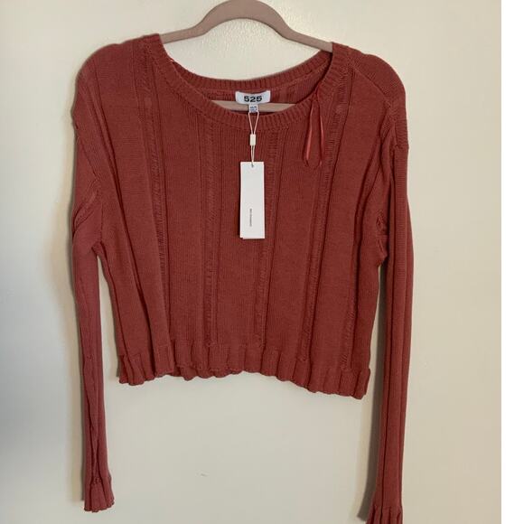 525 America‎ NWT Sweater size xs/s - Picture 1 of 6